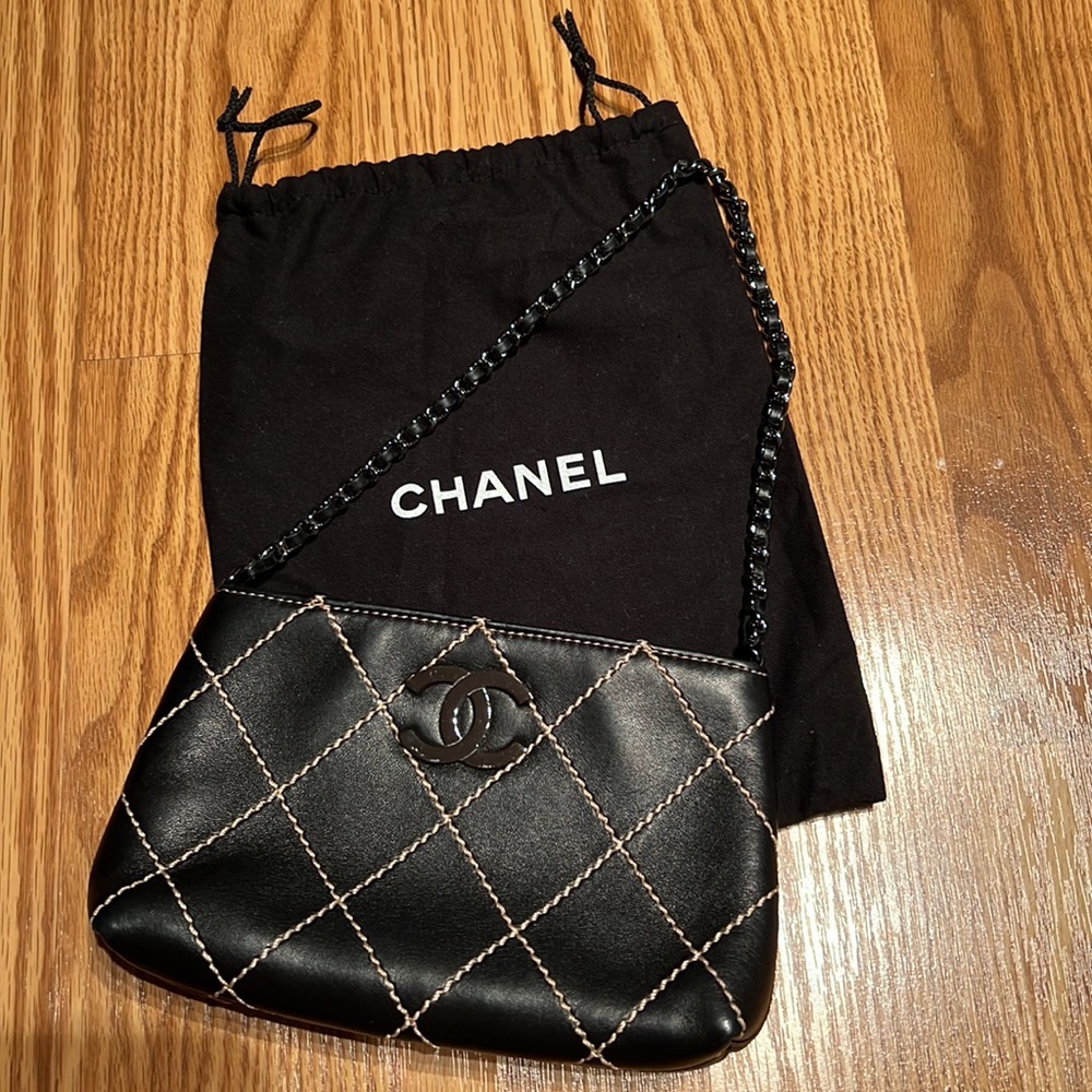 Super Rare CHANEL Wild Stitch Mini Handbag - Picture 4 of 17